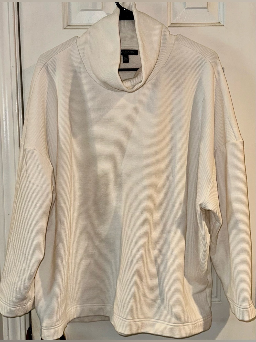 Banana Republic Cream Ribbed Funnel Neck Fleece Sweatshirt “Snow Day” Size XL